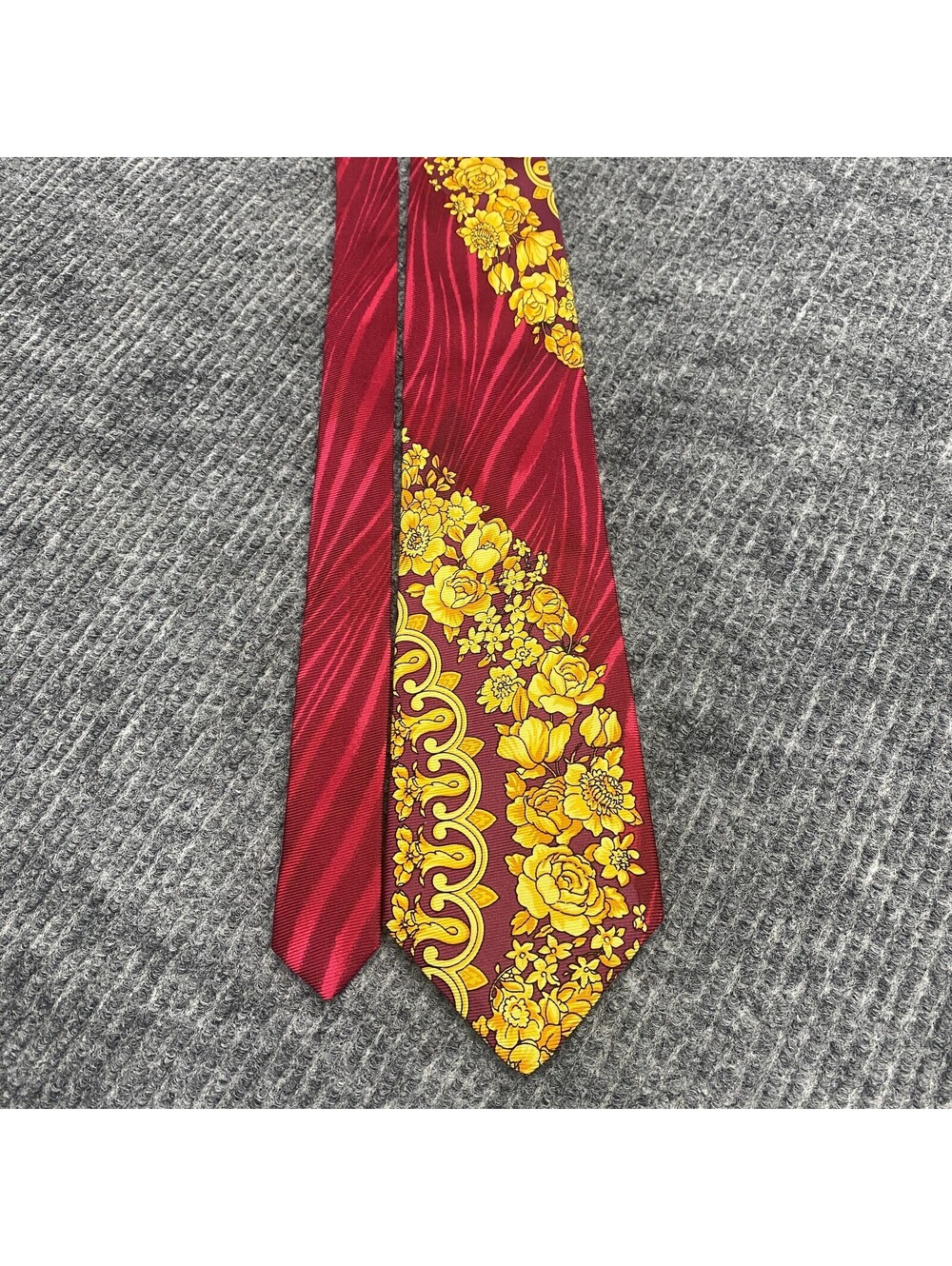 Gianni Versace Vintage Foral Abstract Tie Hand Made In Spain Silk Necktie *READ - Picture 2 of 13